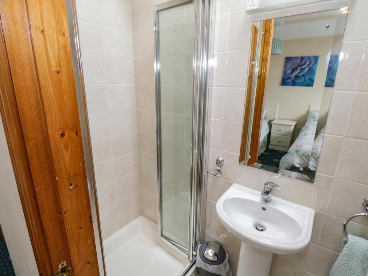 Villa Quayside House Roundstone Esterno foto
